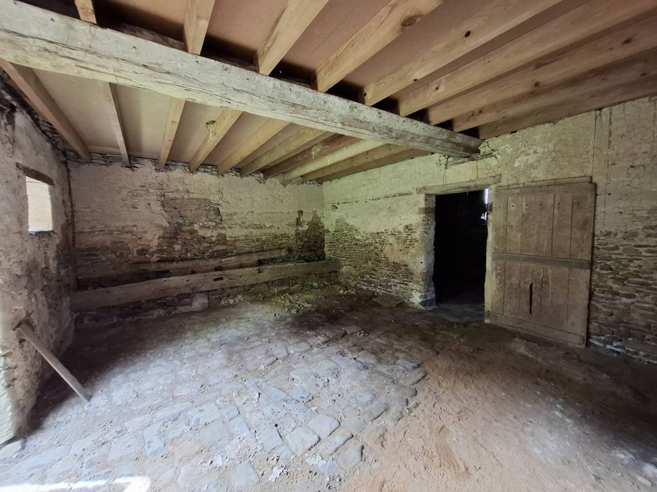 Eigenaren stal Koop Mayenne