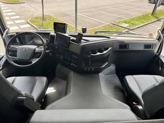 Zware paardenvrachtwagen (groot rijbewijs) Volvo VOLVO FM12 360ch 2023 Nieuw