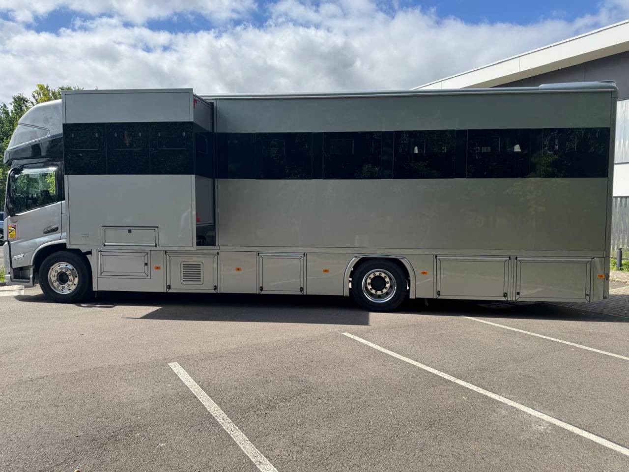 Zware paardenvrachtwagen (groot rijbewijs) Volvo VOLVO FM12 360ch 2023 Nieuw