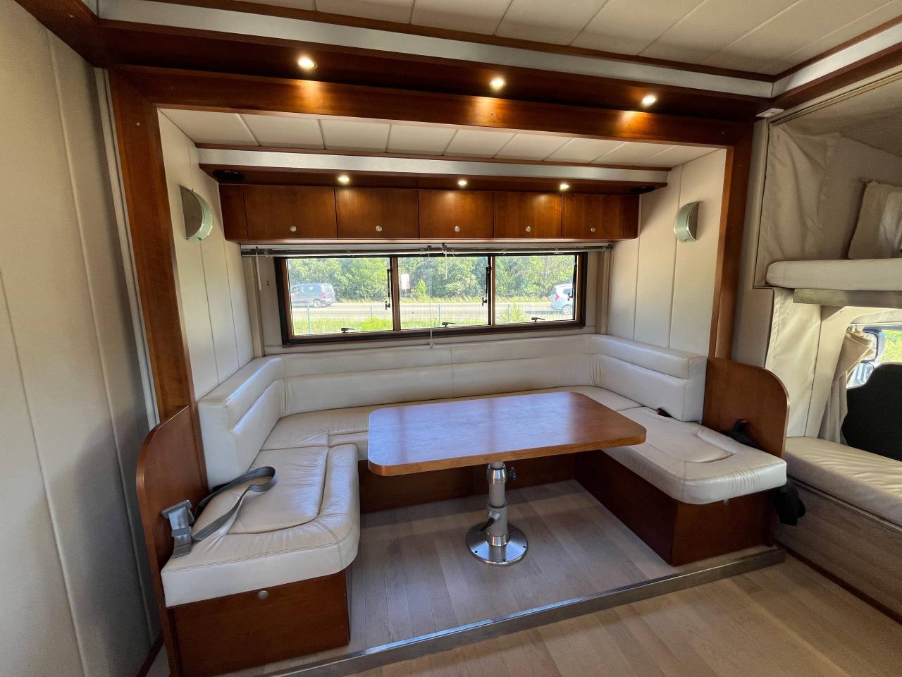 Zware paardenvrachtwagen (groot rijbewijs) Iveco STX 2008 Tweedehands