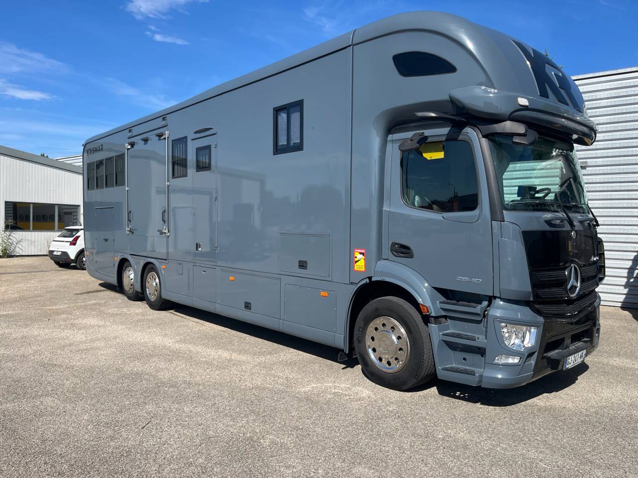 Zware paardenvrachtwagen (groot rijbewijs) Mercedes  2022 Tweedehands