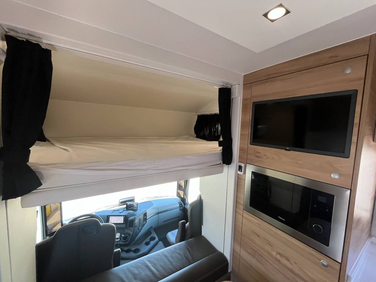 Zware paardenvrachtwagen (groot rijbewijs) Mercedes  2022 Tweedehands