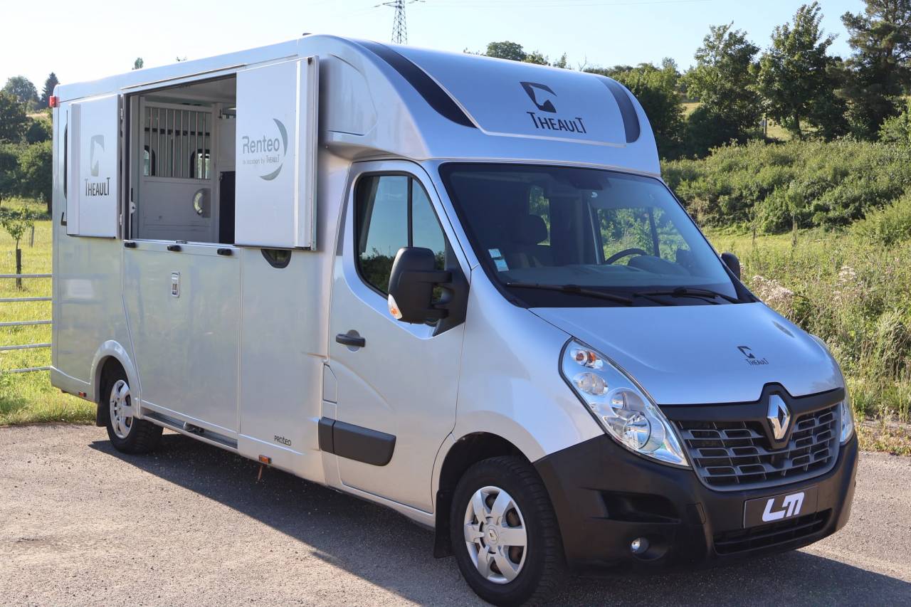 Kleine paardenvrachtwagen (B rijbewijs) Theault THEAULT MASTER 2017 Tweedehands