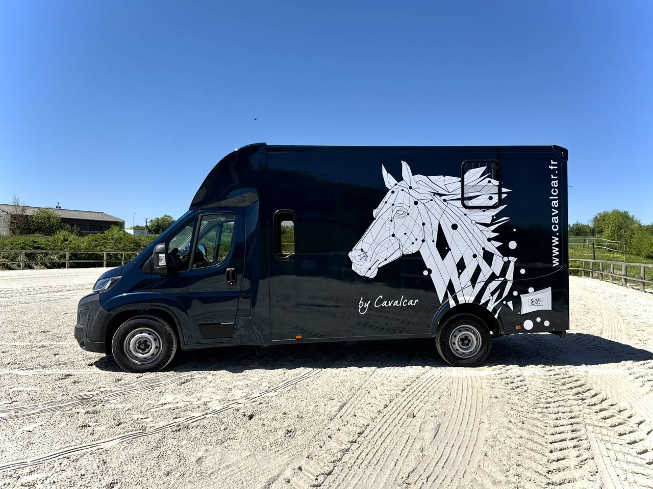 Kleine paardenvrachtwagen (B rijbewijs) Cavalcar Stallium 5 2025 Nieuw