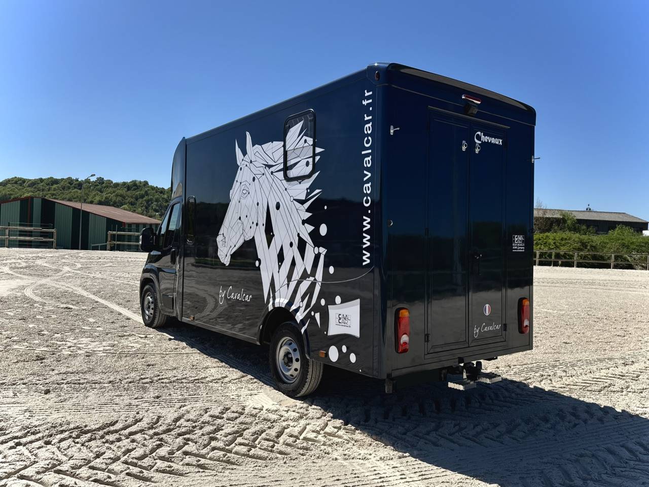 Kleine paardenvrachtwagen (B rijbewijs) Cavalcar Stallium 5 2025 Nieuw