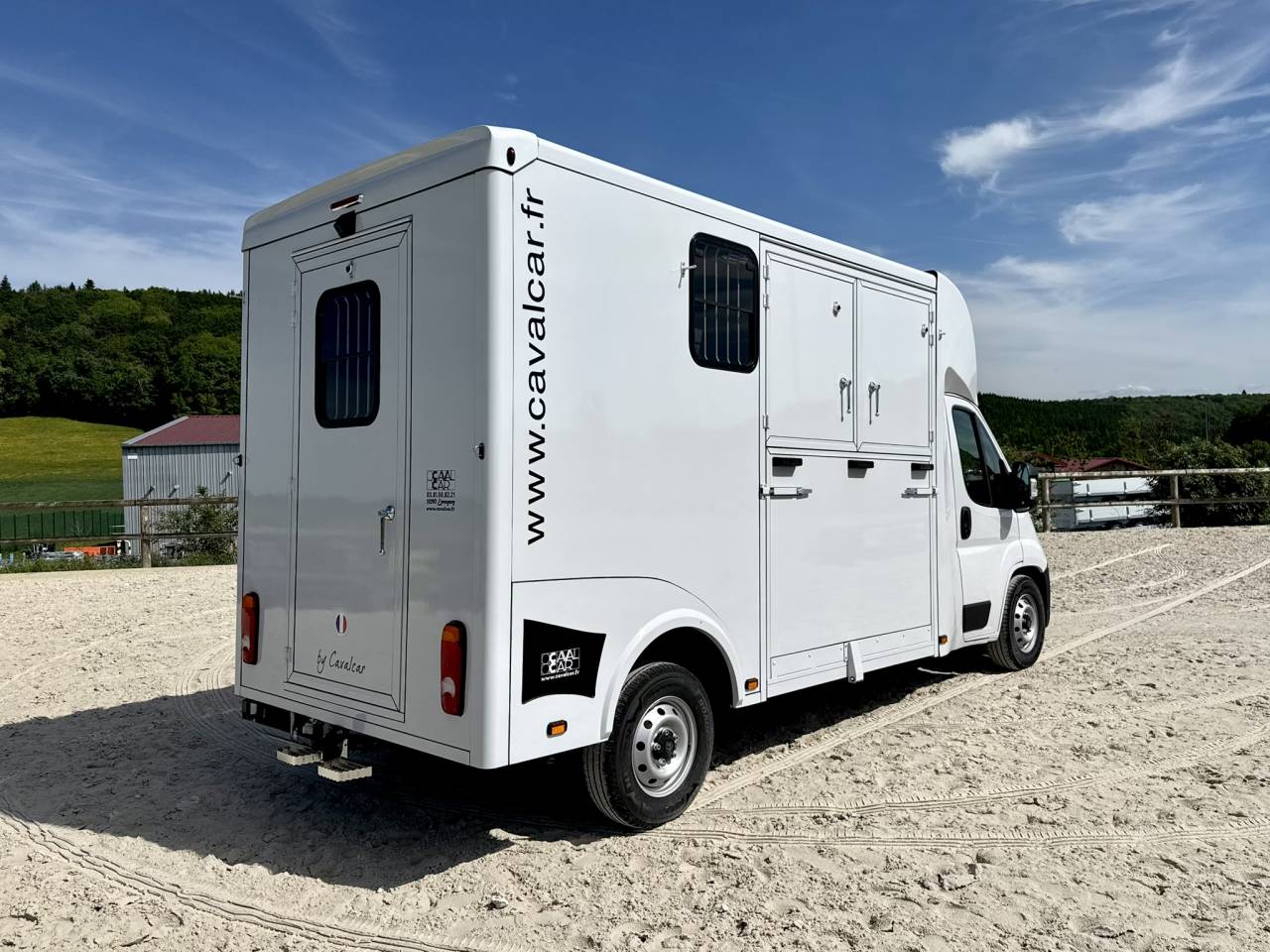 Kleine paardenvrachtwagen (B rijbewijs) Cavalcar Stallium 3 2025 Nieuw