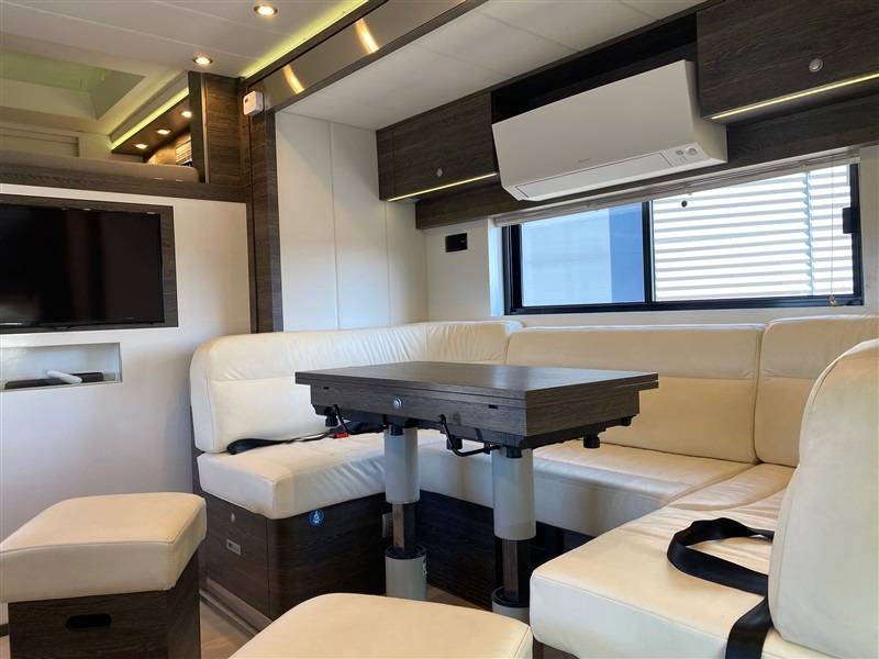 Zware paardenvrachtwagen (groot rijbewijs) Volvo STX 2014 Tweedehands