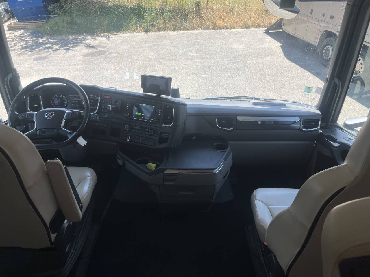 Zware paardenvrachtwagen (groot rijbewijs) STX  2018 Tweedehands