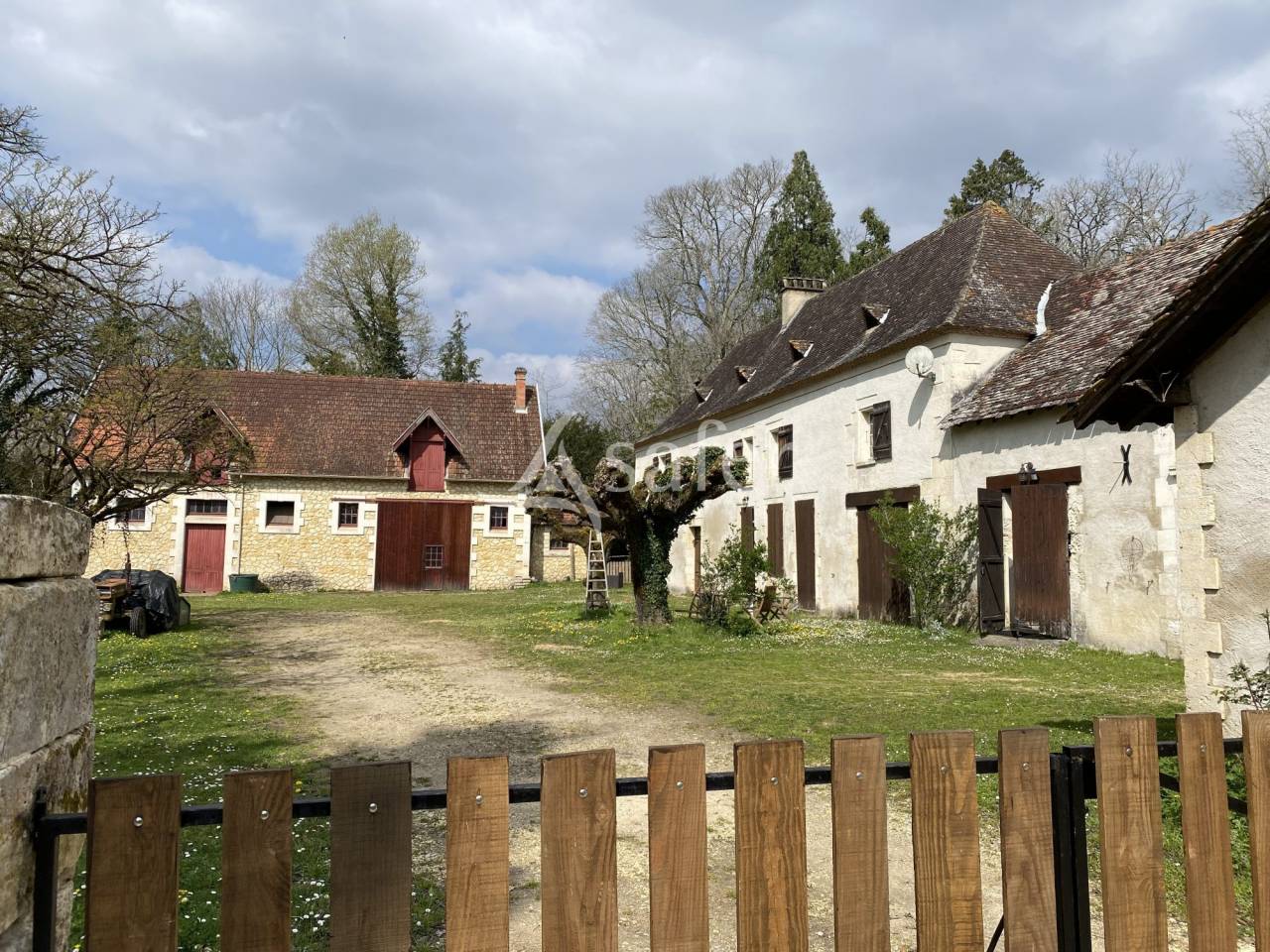 Ander plattelands vastgoed Koop Dordogne