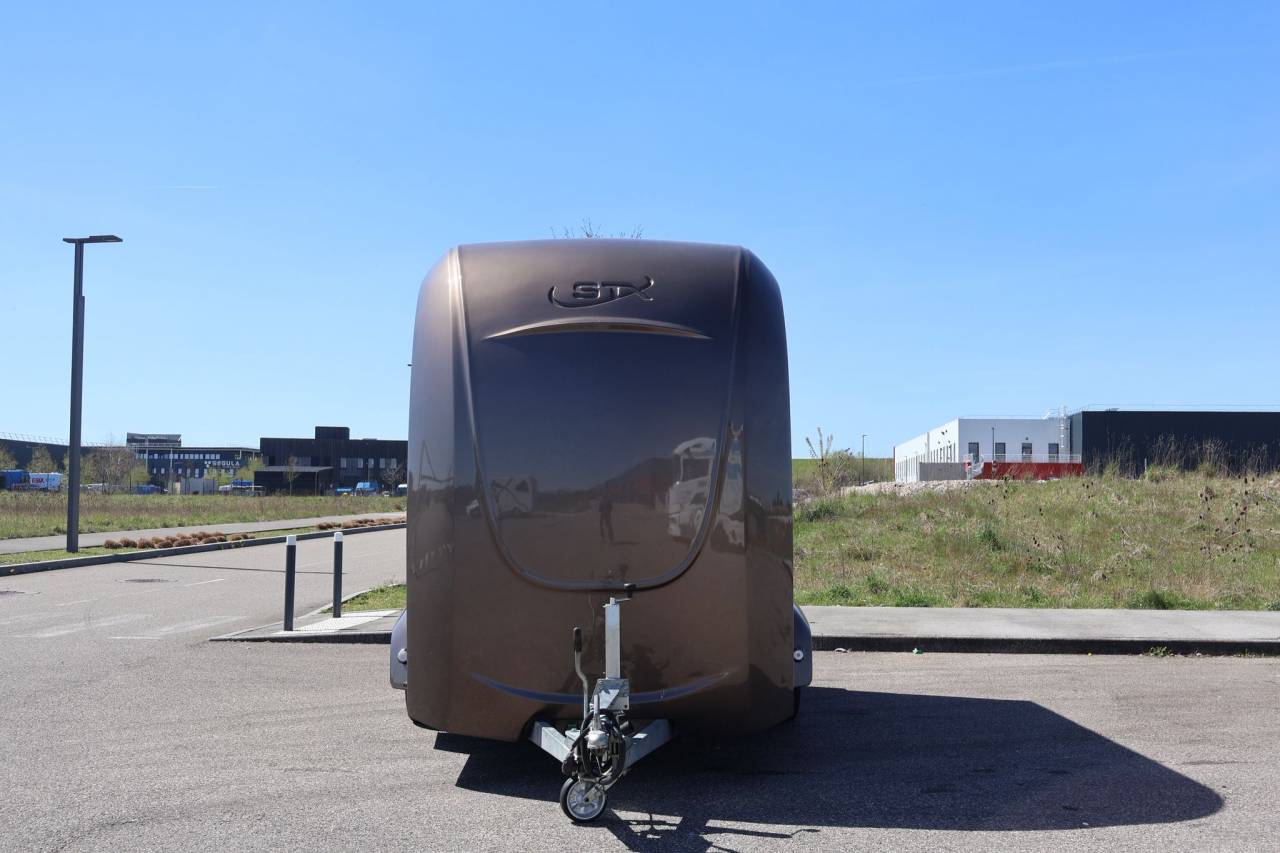 Paardentrailers STX EXCLUSIVE TRAILER STALLE 2 Paarden 2021 Tweedehands
