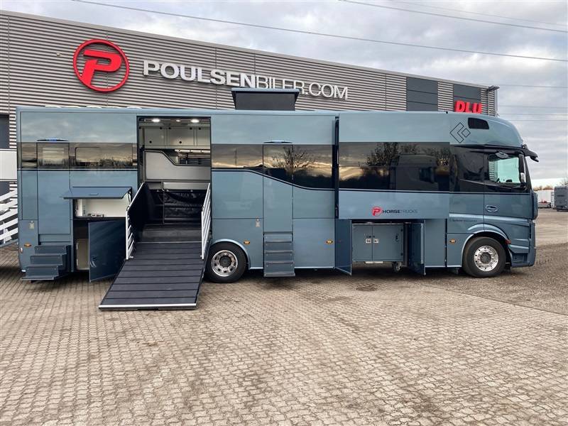 Zware paardenvrachtwagen (groot rijbewijs) Mercedes ketterer 2021 Tweedehands