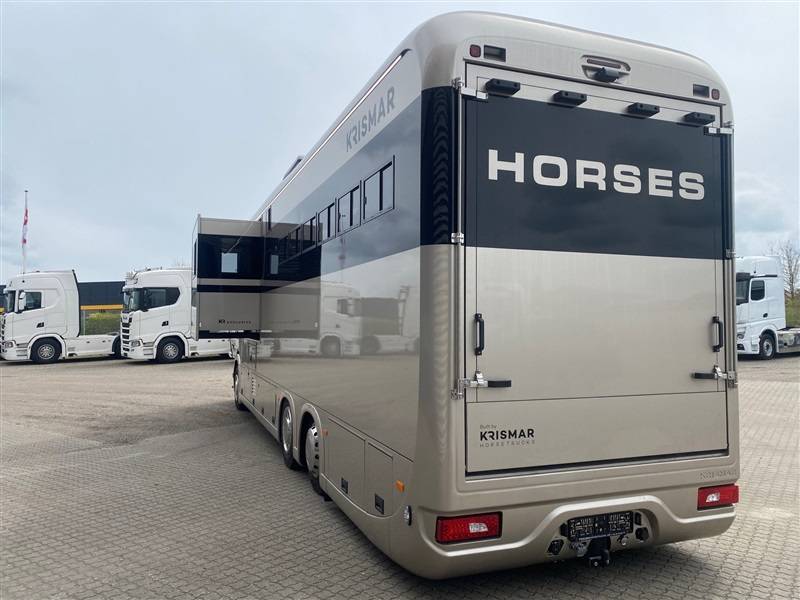 Zware paardenvrachtwagen (groot rijbewijs) Scania krismar 2023 Tweedehands