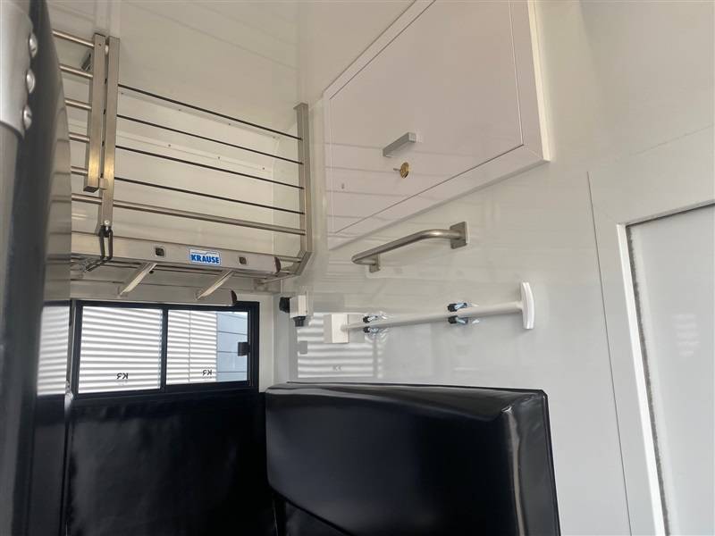 Zware paardenvrachtwagen (groot rijbewijs) Scania krismar 2023 Tweedehands