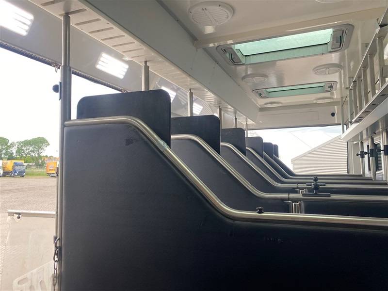 Zware paardenvrachtwagen (groot rijbewijs) Scania STX 2023 Tweedehands