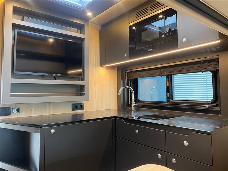 Zware paardenvrachtwagen (groot rijbewijs) Scania STX 2023 Tweedehands