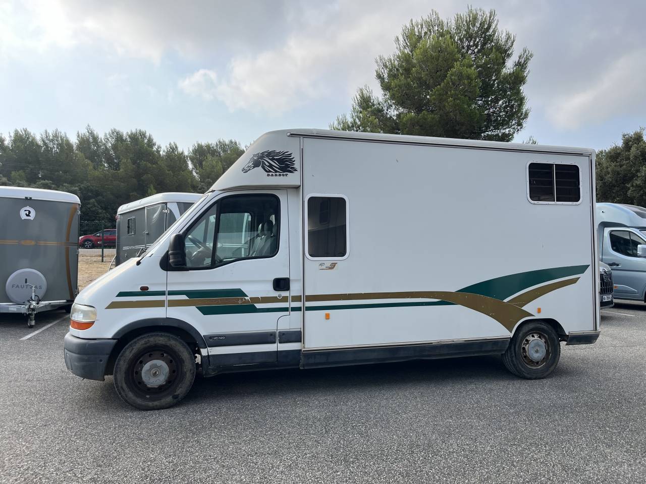Kleine paardenvrachtwagen (B rijbewijs) Barbot  2002 Tweedehands