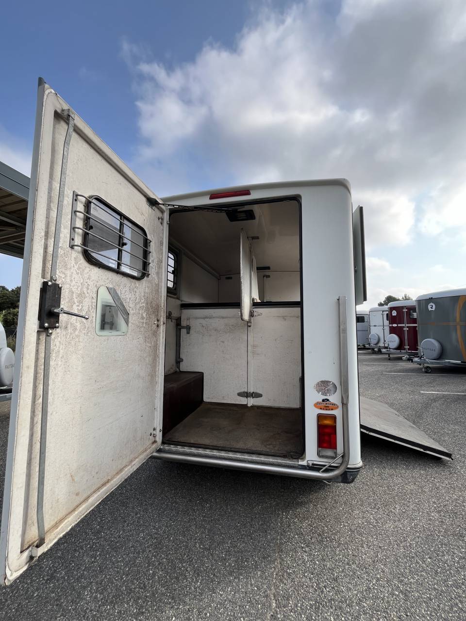 Kleine paardenvrachtwagen (B rijbewijs) Barbot  2002 Tweedehands