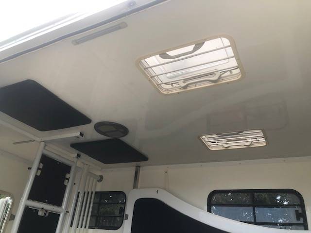 Kleine paardenvrachtwagen (B rijbewijs) Trans Box sv 5 2019 Tweedehands