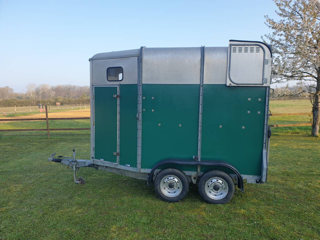 Paardentrailers Ifor Williams HB401R 1,5 Paard 1995 Tweedehands