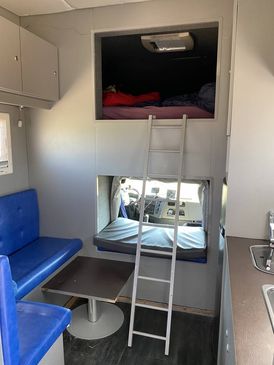Zware paardenvrachtwagen (groot rijbewijs) Renault RENAULT PREMIUM 2010 Tweedehands