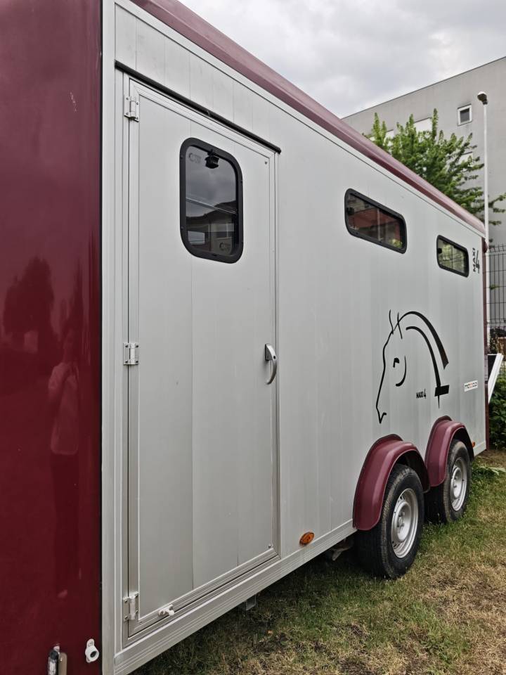 Paardentrailers Cheval Libert&eacute; CHEVAL LIBERTE MAXI 4  4 Paarden 2022 Tweedehands