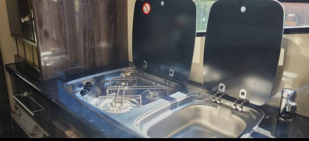 Zware paardenvrachtwagen (groot rijbewijs) Isuzu Equitrek 2025 Tweedehands