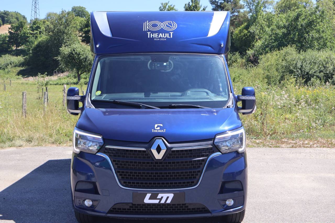 Kleine paardenvrachtwagen (B rijbewijs) Theault THEAULT MASTER 2024 Tweedehands
