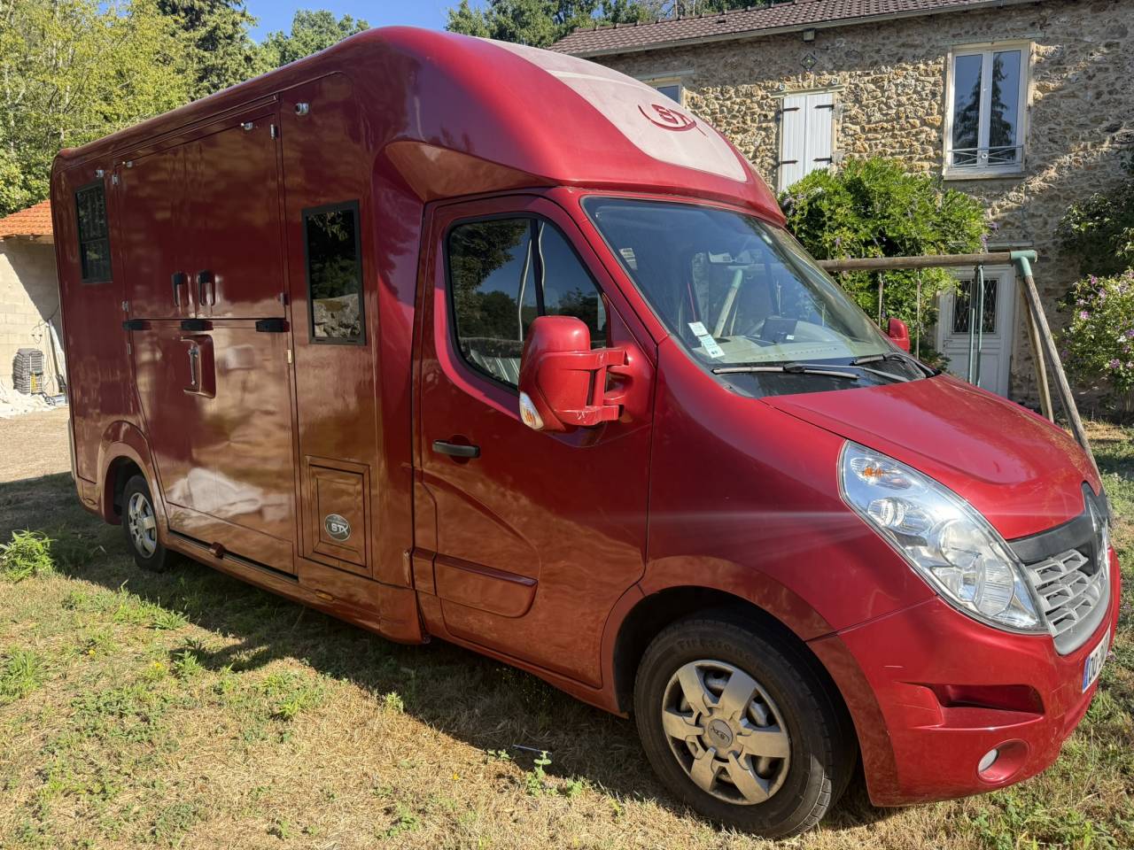 Kleine paardenvrachtwagen (B rijbewijs) Renault Renault Master DCI 150 STX mod&egrave;le Stalle 2015 Tweedehands