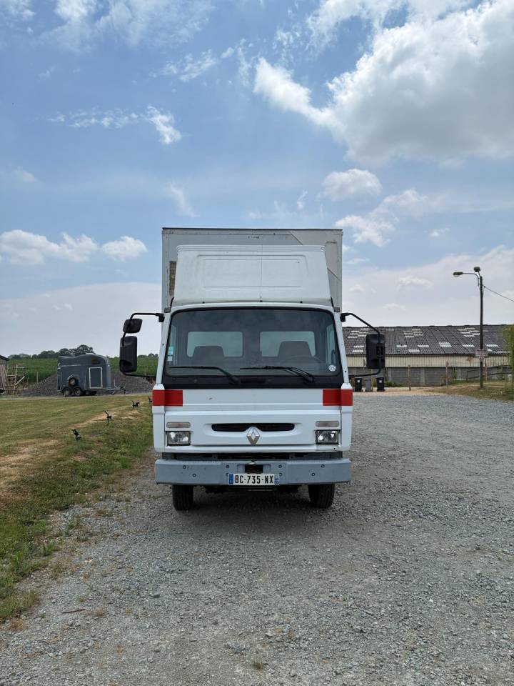 Zware paardenvrachtwagen (groot rijbewijs) Renault RENAULT 1998 Tweedehands