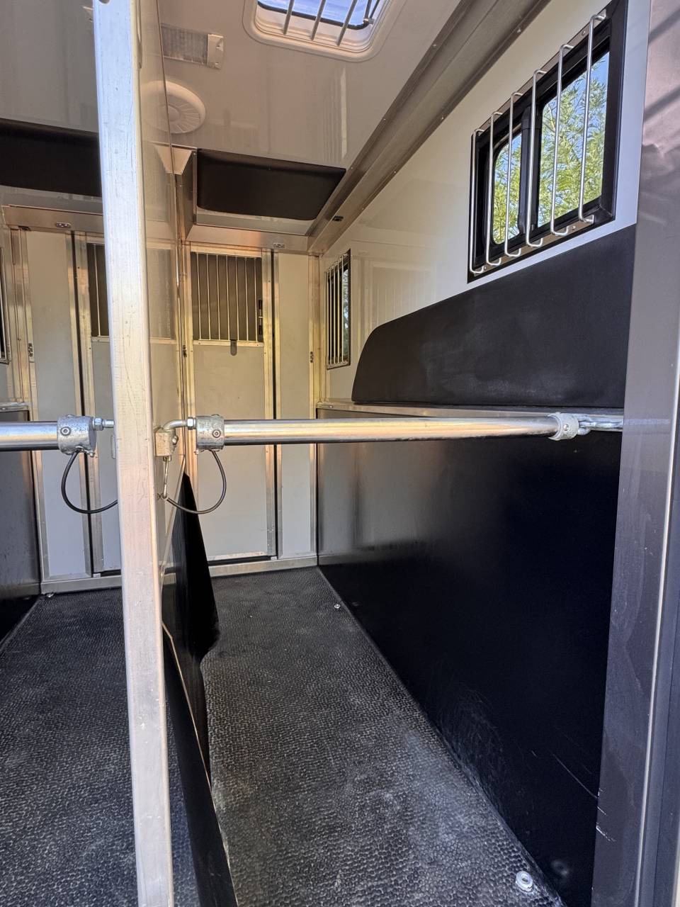 Paardentrailers Ander merk MTM INOVAN 2 Paarden 2024 Tweedehands