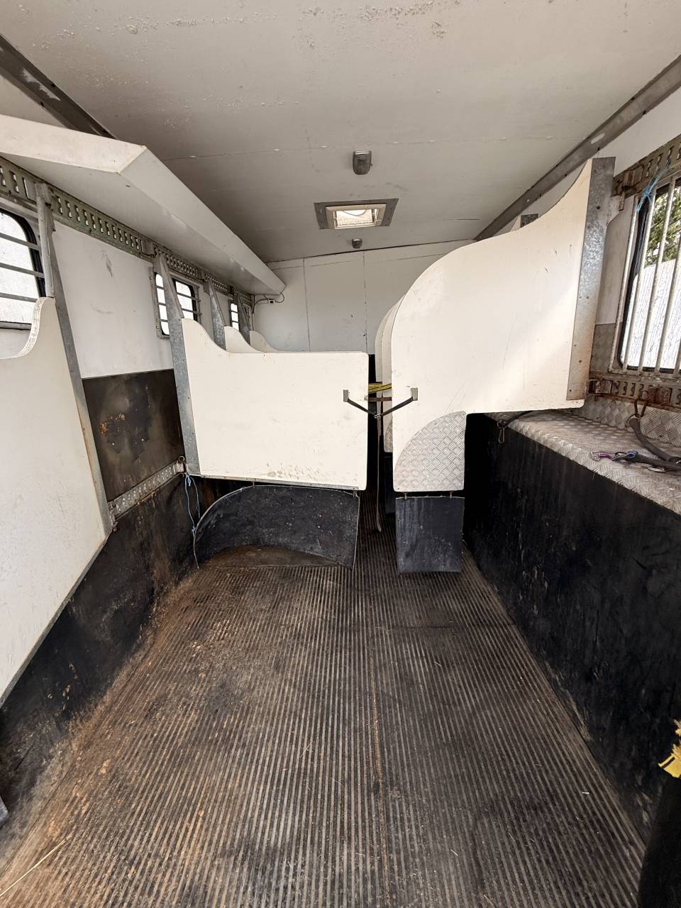 Zware paardenvrachtwagen (groot rijbewijs) Scania S&eacute;rie 3 113 M 1991 Tweedehands