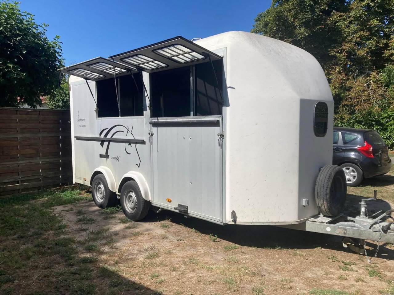 Paardentrailers Cheval Libert&eacute; Optimax 4 3 Paarden 2018 Tweedehands