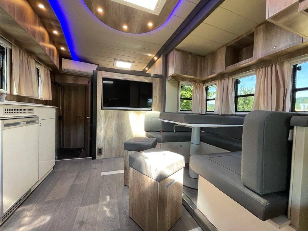 Zware paardenvrachtwagen (groot rijbewijs) Man MAN TGM 18.320 ANKA POP OUT 2026 Nieuw