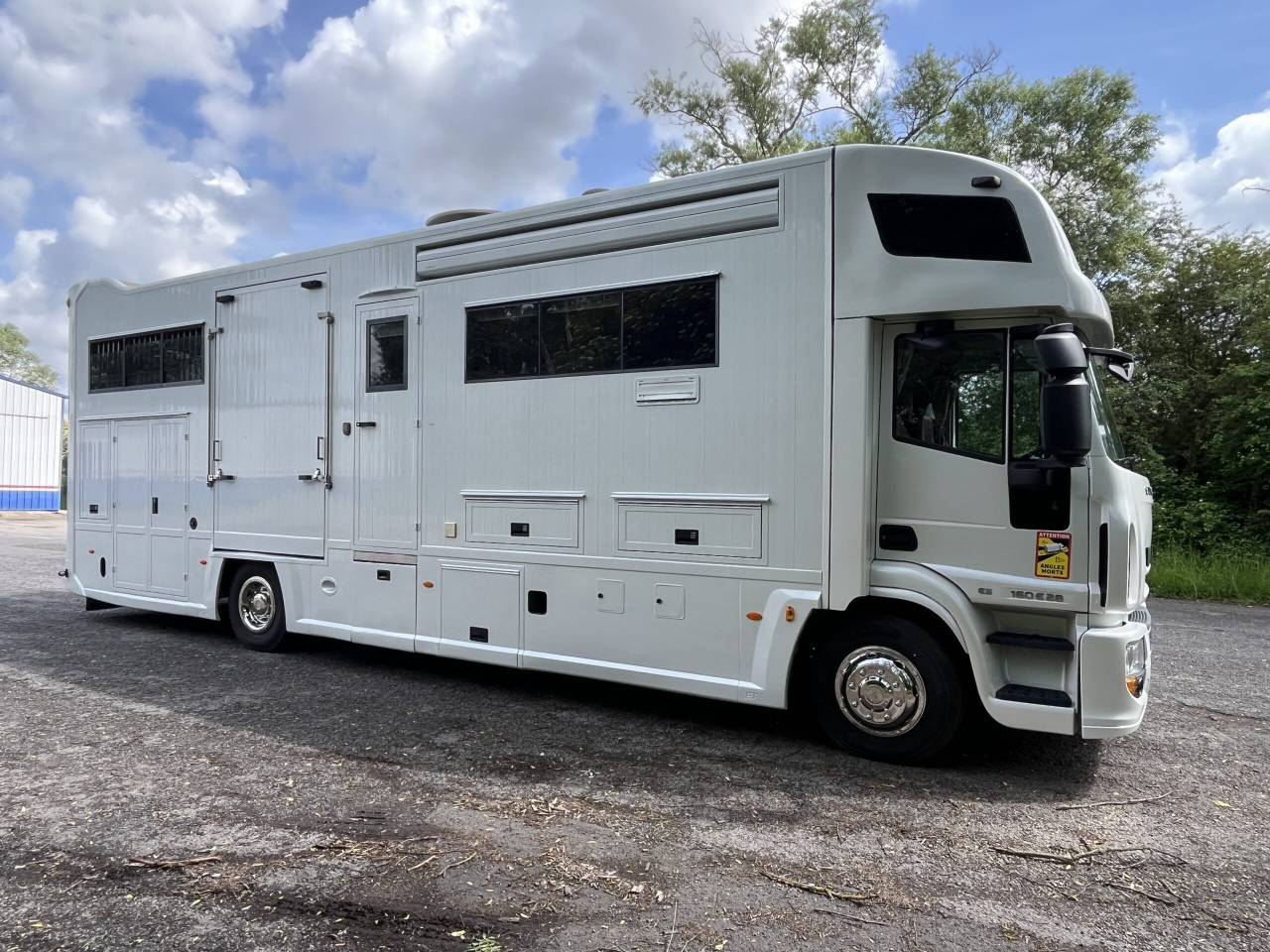 Zware paardenvrachtwagen (groot rijbewijs) Iveco IVECO EUROCARGO 160E28 STX POP OUT 2010 Tweedehands