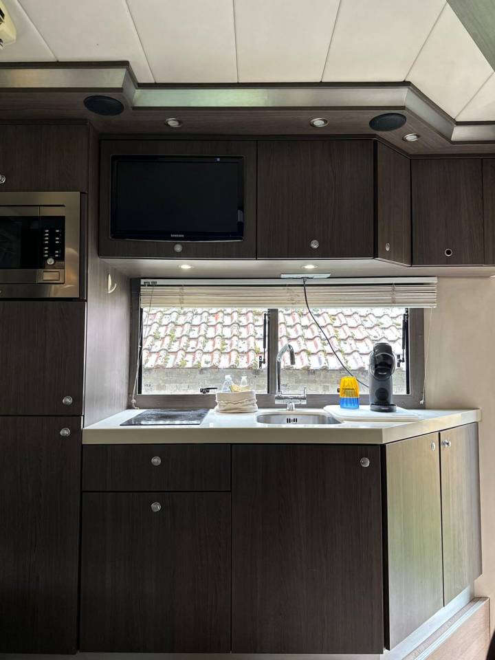 Zware paardenvrachtwagen (groot rijbewijs) Iveco IVECO EUROCARGO 160E28 STX POP OUT 2010 Tweedehands