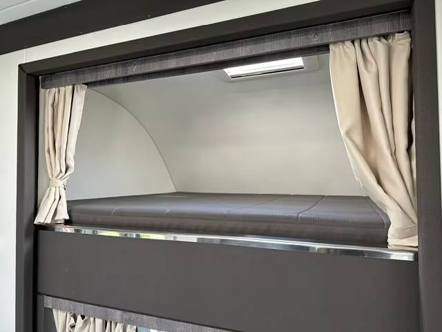 Zware paardenvrachtwagen (groot rijbewijs) Man MAN TGM 15.290 ANKA POP OUT 2025 Tweedehands