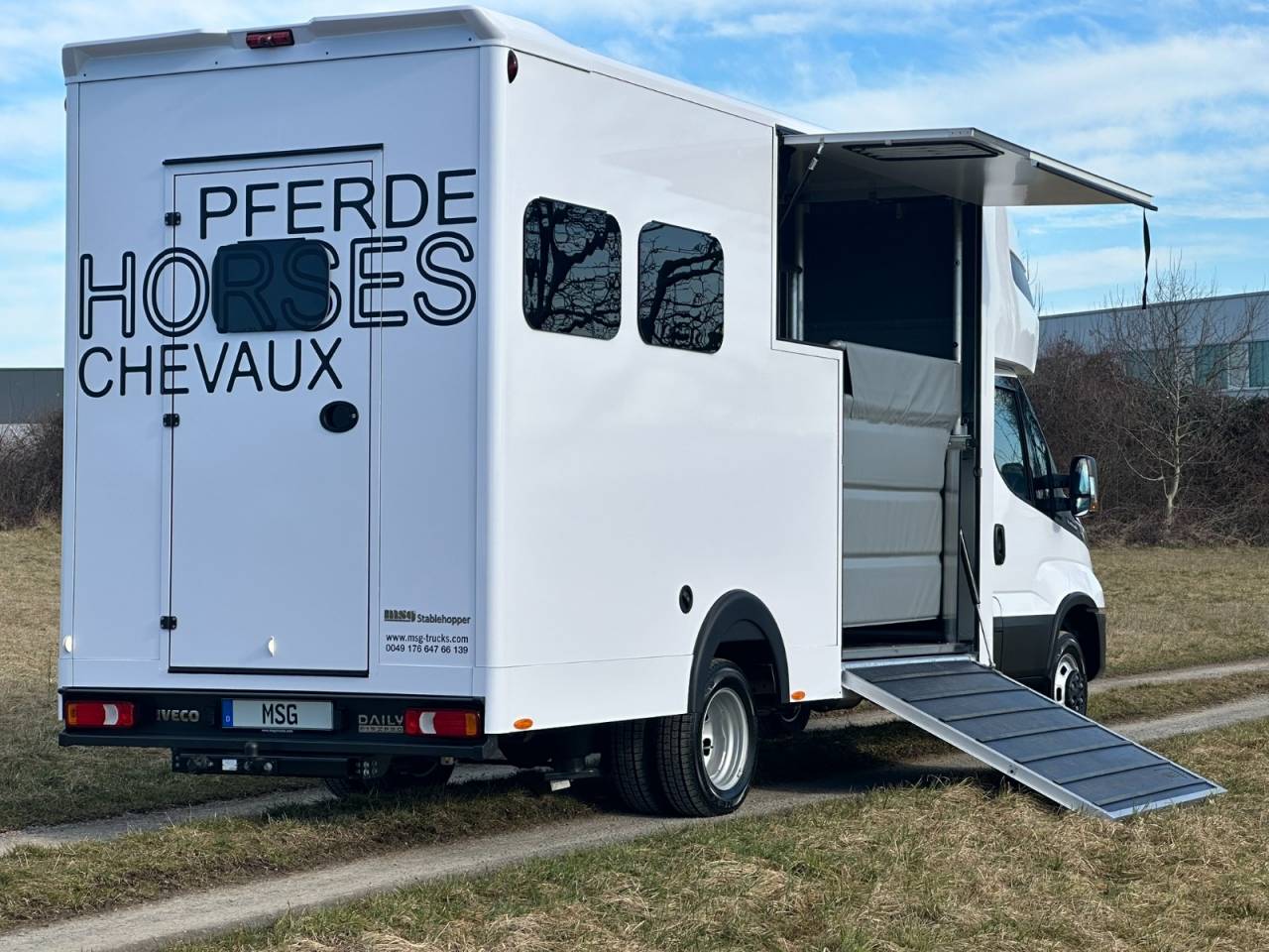 Zware paardenvrachtwagen (groot rijbewijs) Iveco IVECO DAILY 50.210 MSG STABLEHOPPER XXL PLUS 2026 Nieuw