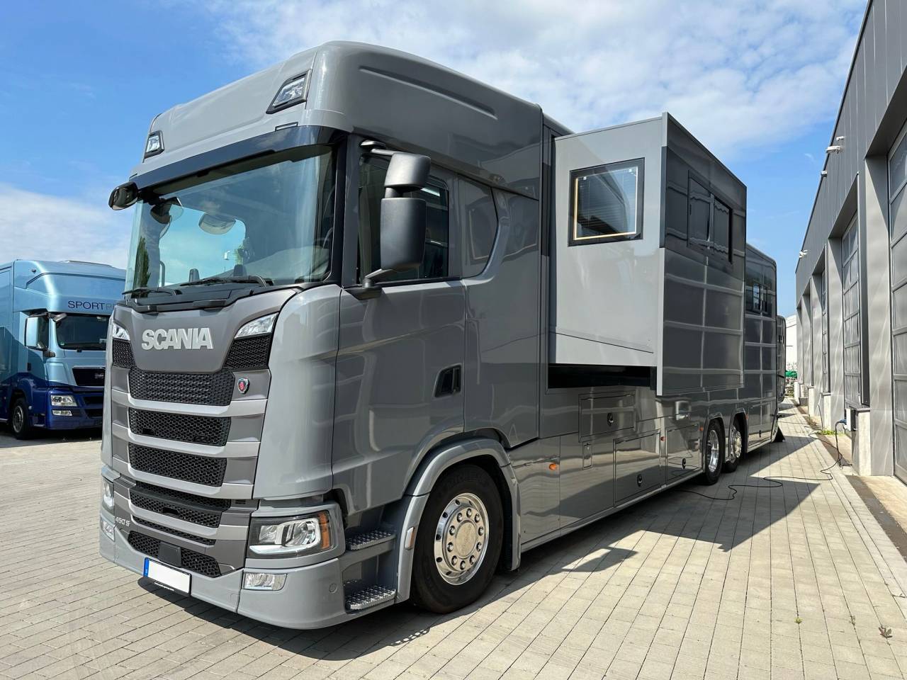 Zware paardenvrachtwagen (groot rijbewijs) HTI SCANIA S450 HTI PROFESSIONAL DOUBLE POP OUT & POP  2026 Nieuw