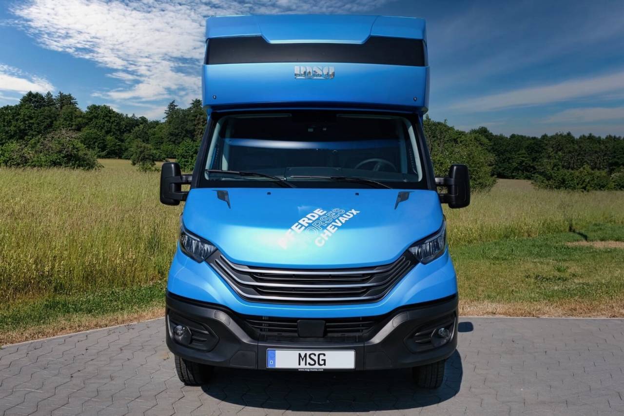 Zware paardenvrachtwagen (groot rijbewijs) Iveco IVECO DAILY 50.210 MSG STABLEHOPPER XXL 2026 Nieuw