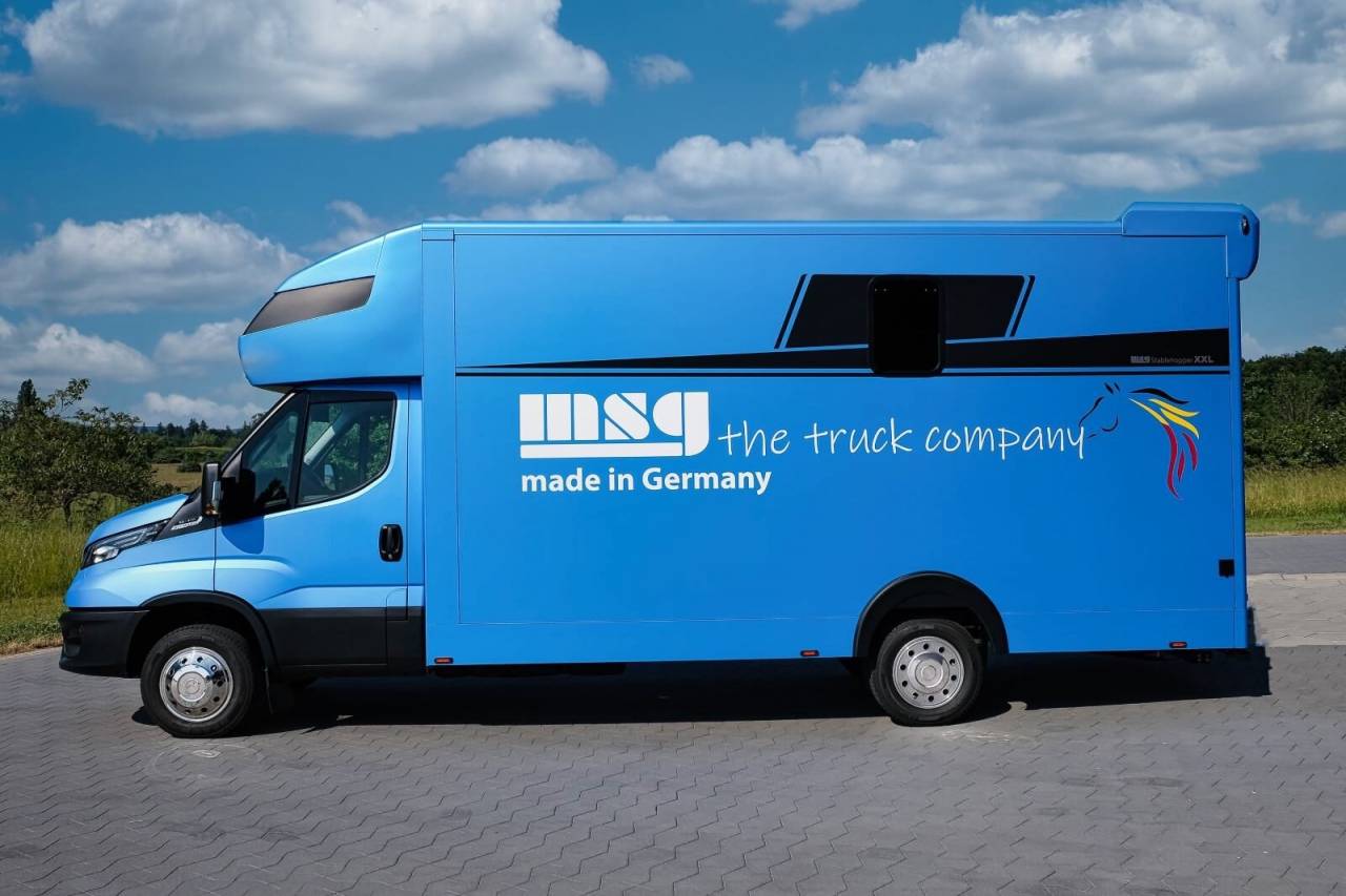 Zware paardenvrachtwagen (groot rijbewijs) Iveco IVECO DAILY 50.210 MSG STABLEHOPPER XXL 2026 Nieuw