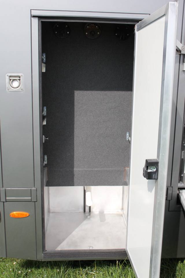 Zware paardenvrachtwagen (groot rijbewijs) Iveco IVECO DAILY 70C21 WMS POP OUT 2026 Nieuw
