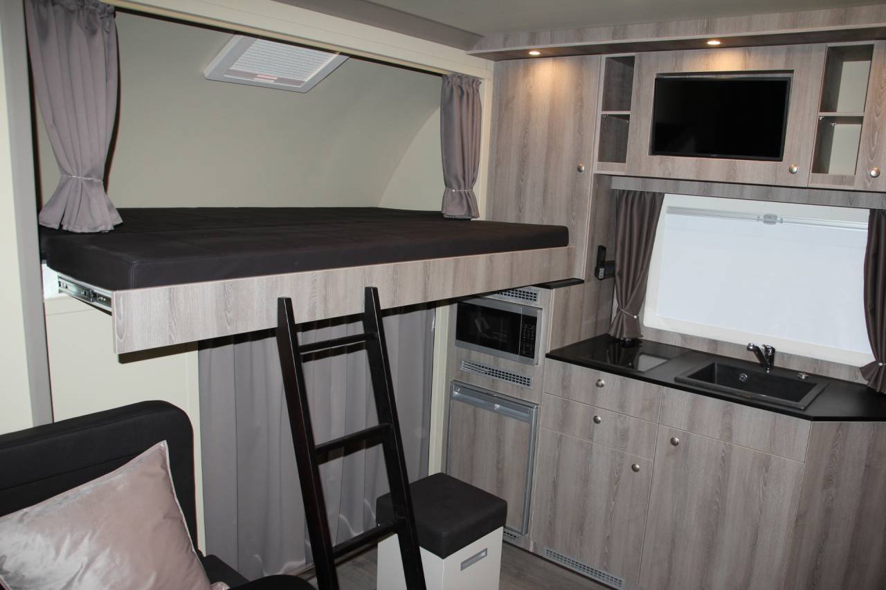 Zware paardenvrachtwagen (groot rijbewijs) Iveco IVECO DAILY 70C21 WMS POP OUT 2026 Nieuw