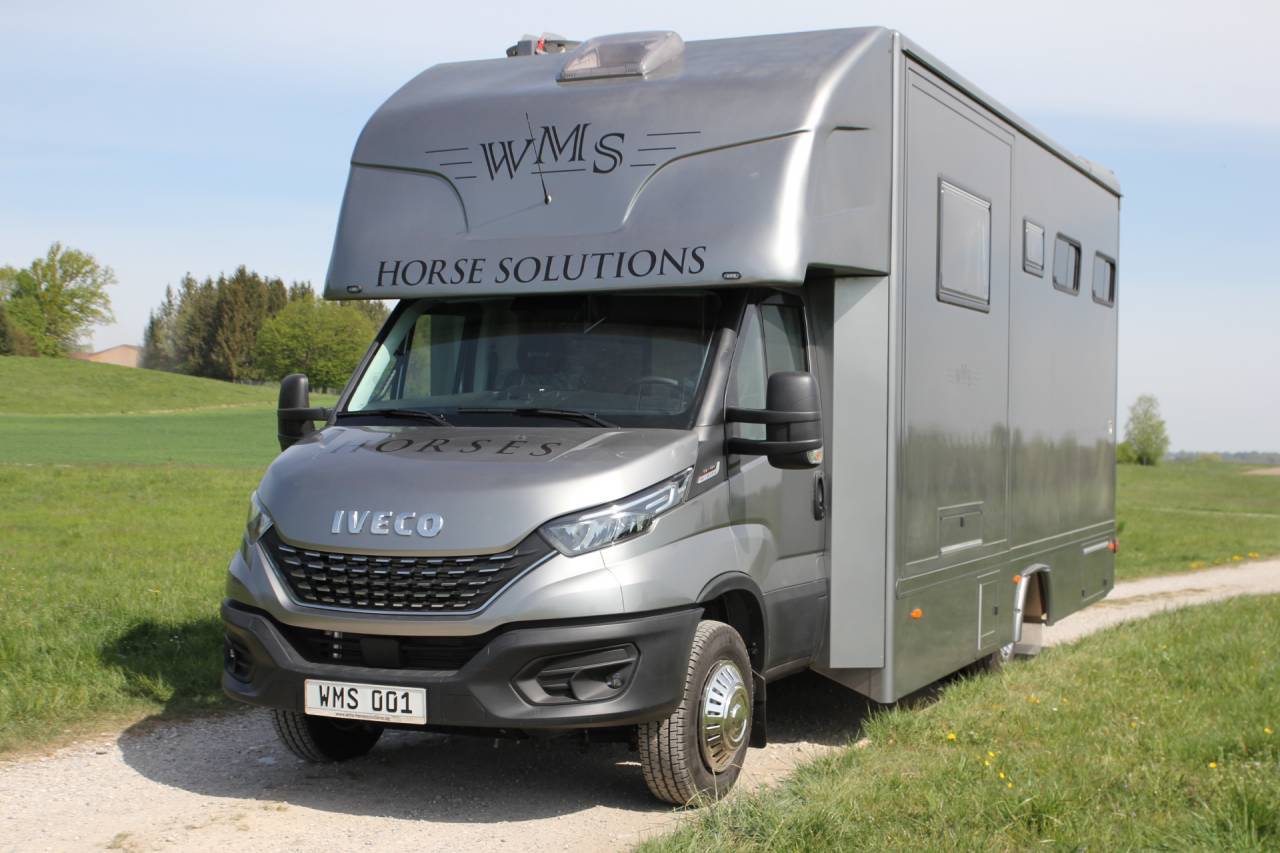Zware paardenvrachtwagen (groot rijbewijs) Iveco IVECO DAILY 70C21 WMS POP OUT 2026 Nieuw