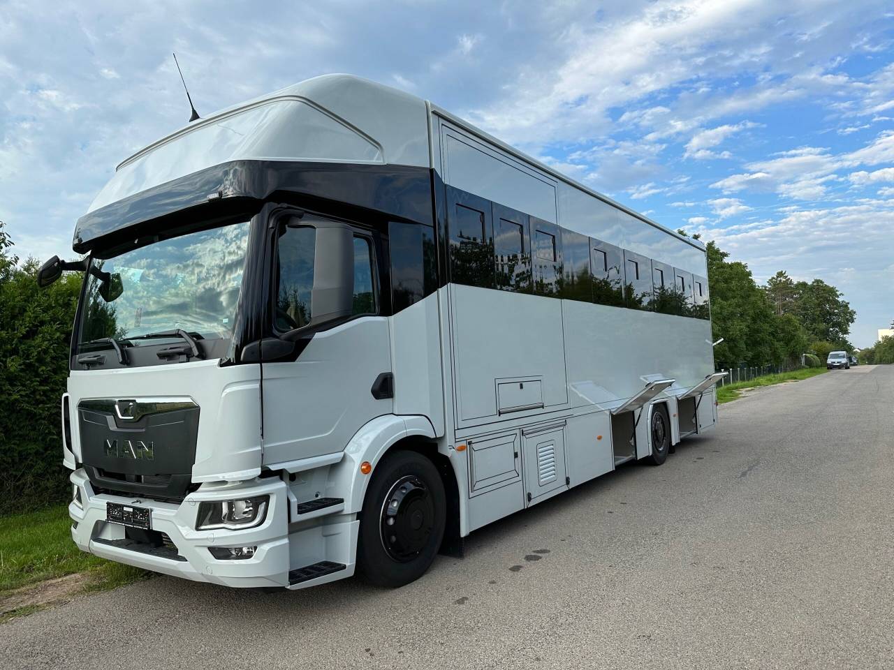 Zware paardenvrachtwagen (groot rijbewijs) Man MAN TGM 18.320 ANKA POP OUT 2026 Nieuw