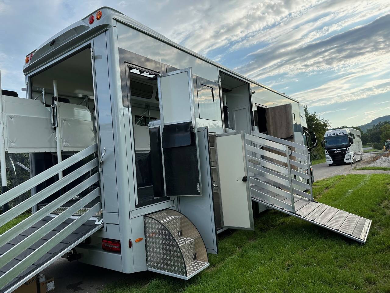 Zware paardenvrachtwagen (groot rijbewijs) Man MAN TGM 18.320 ANKA POP OUT 2026 Nieuw