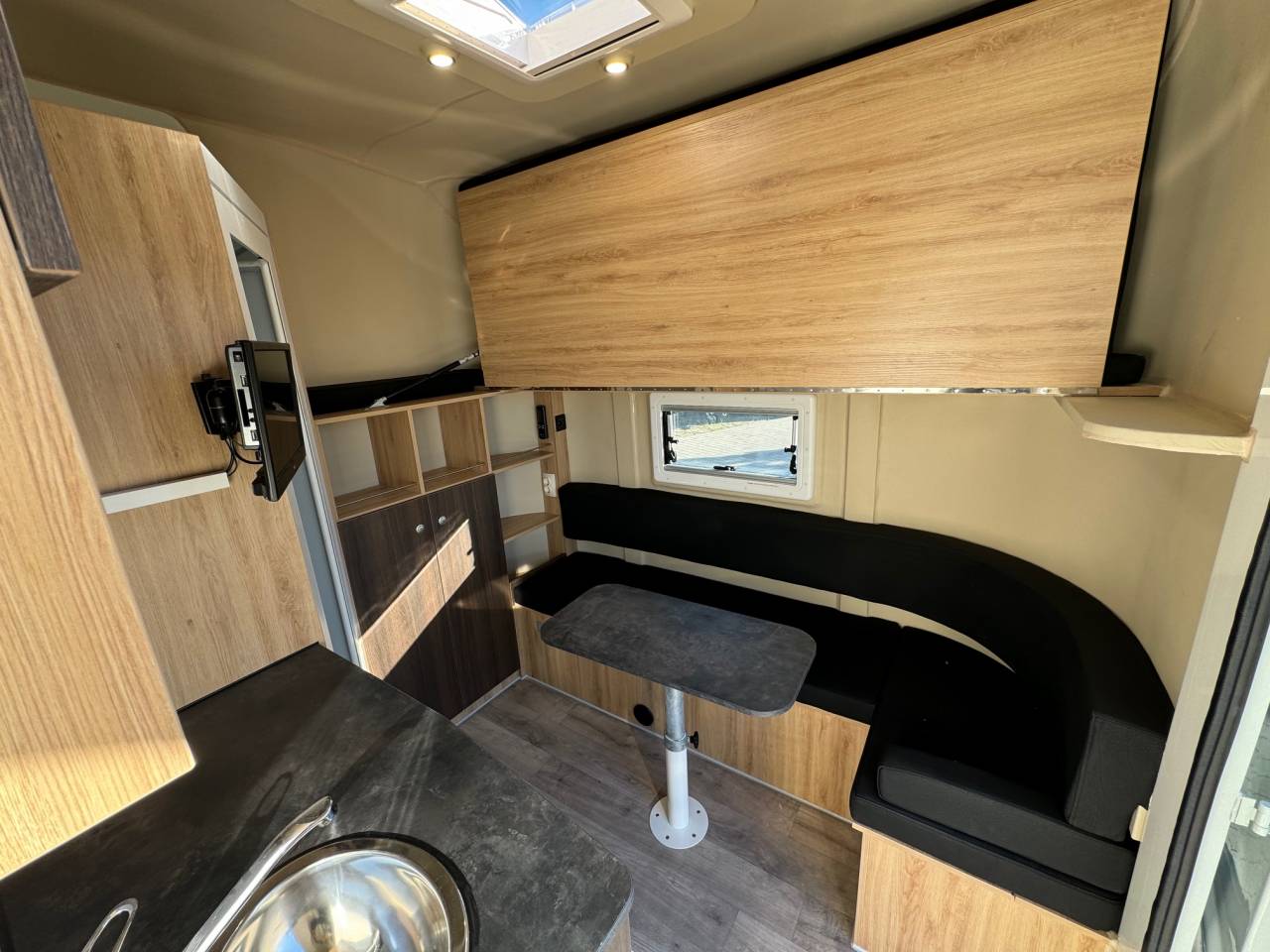 Paardentrailer Anka REMORQUE ANKA 1-3 CHEVAUX & GRAND HOME CAR 2026 Nieuw