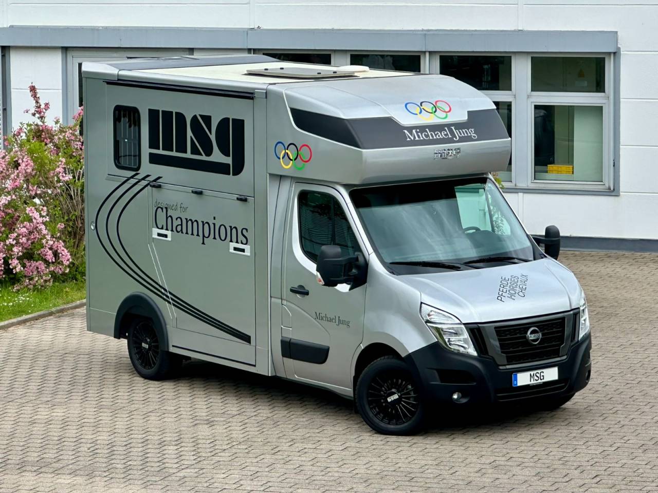 Kleine paardenvrachtwagen (B rijbewijs) Nissan NISSAN INTERSTAR DCI 165 MSG SUPERLIGHT PLUS 2026 Nieuw