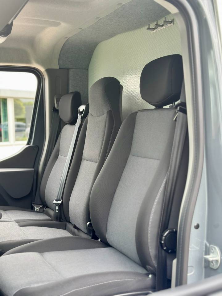 Kleine paardenvrachtwagen (B rijbewijs) Nissan NISSAN INTERSTAR DCI 165 MSG SUPERLIGHT PLUS 2026 Nieuw