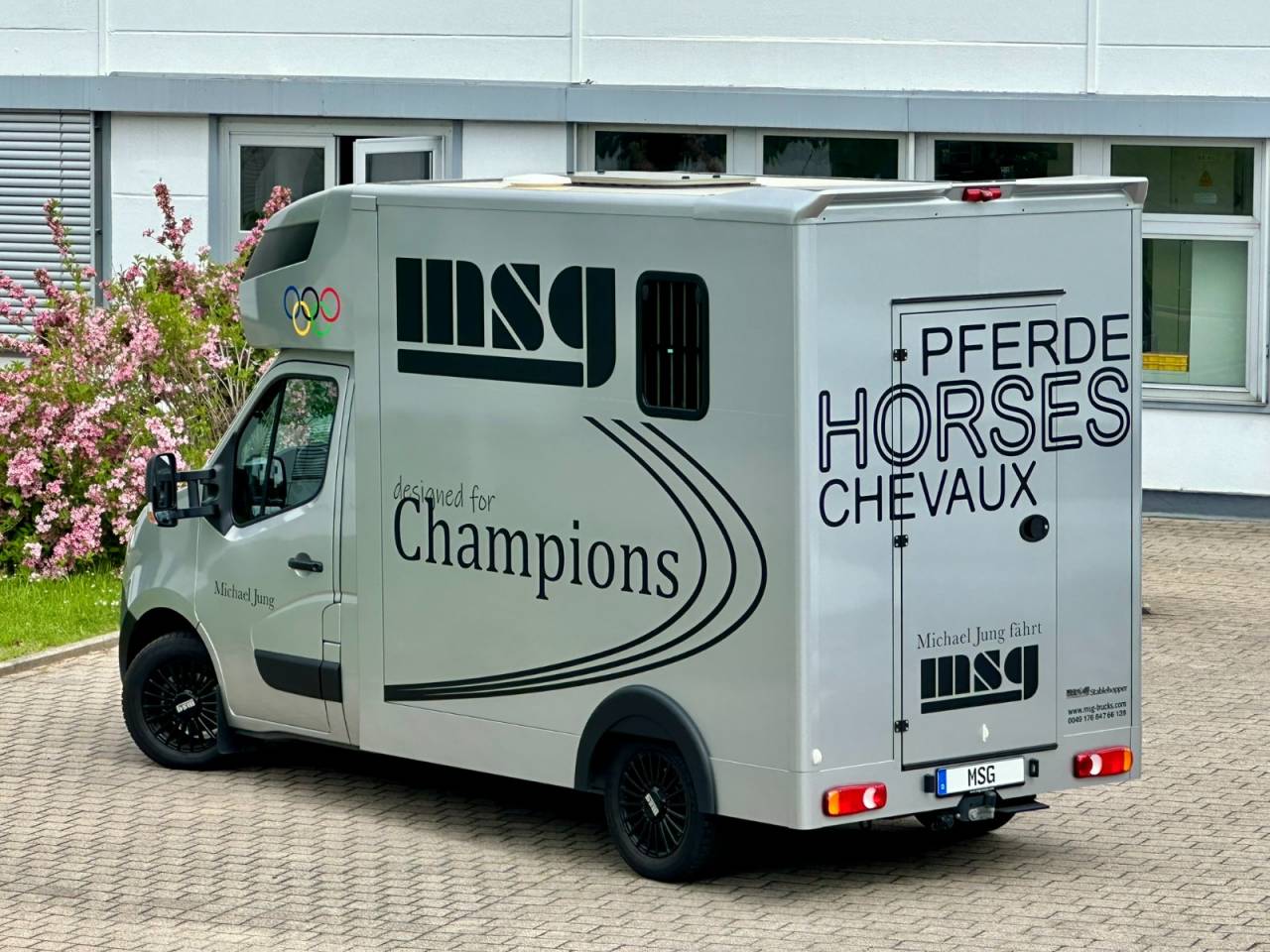Kleine paardenvrachtwagen (B rijbewijs) Nissan NISSAN INTERSTAR DCI 165 MSG SUPERLIGHT PLUS 2026 Nieuw