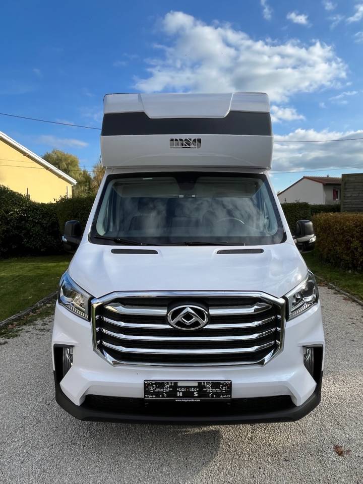 Kleine paardenvrachtwagen (B rijbewijs) Autre marque MAXUS DELIVER 9 LUXURY MSG STALLION LIGHT 2025 Tweedehands